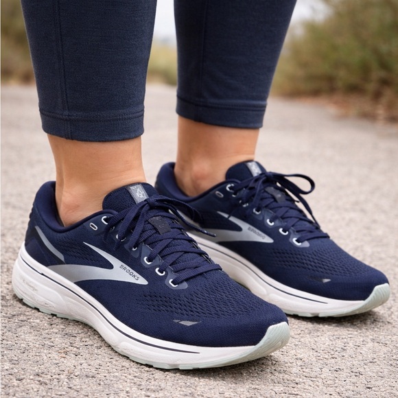 Brooks Shoes - Brooks Ghost 15 Women’s Running Shoes Size 11 Wide D Navy Blue Athletic Sneakers